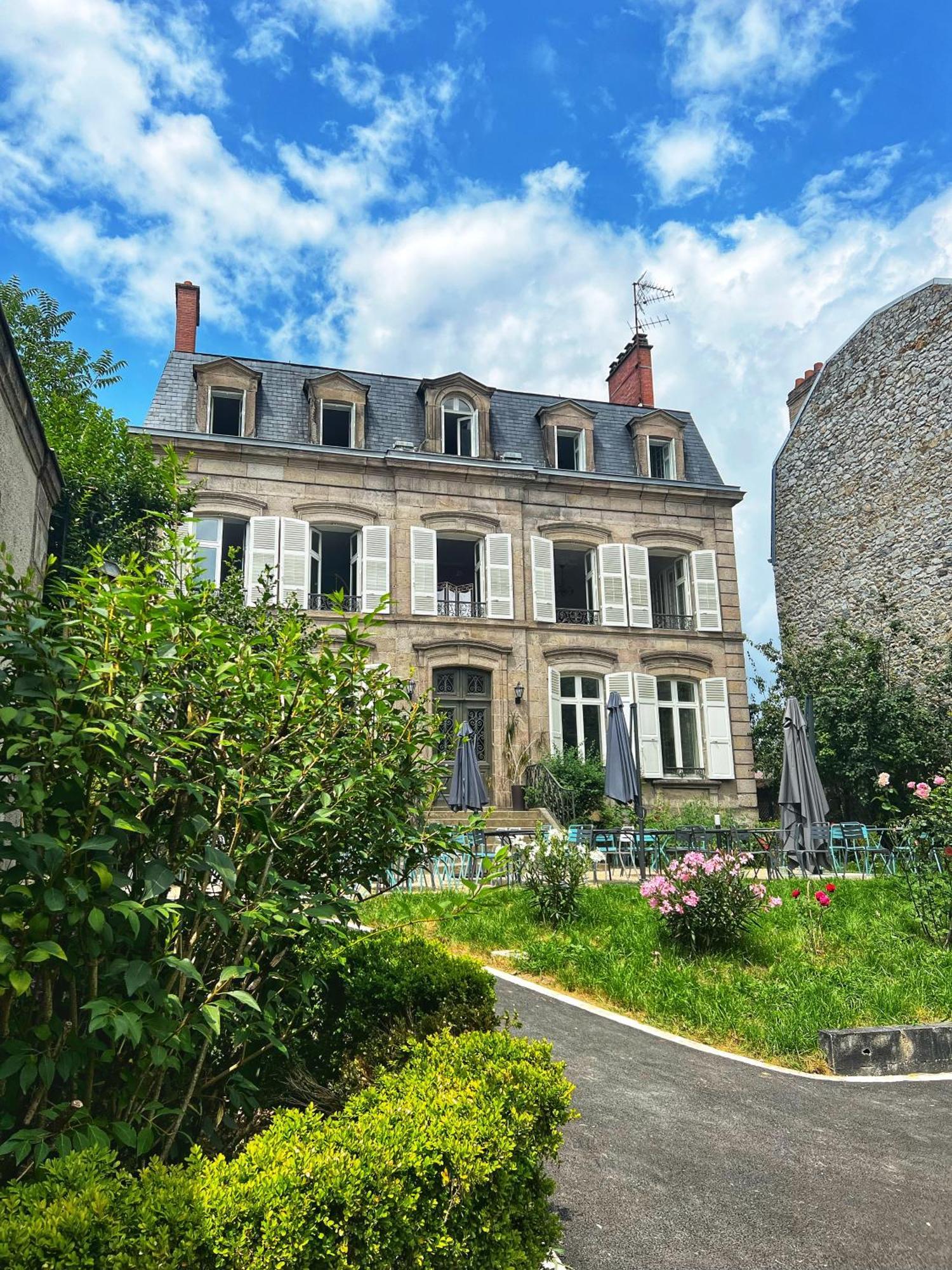 Ferienwohnung La Maison De Famille Limoges Exterior foto